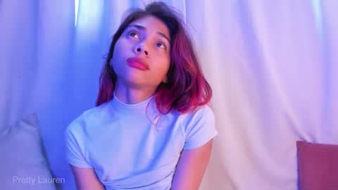 Snapshot of laurenn__1 chatting on 11-22-25, 06:07 Lauren online show from 11-22-25, 06:07