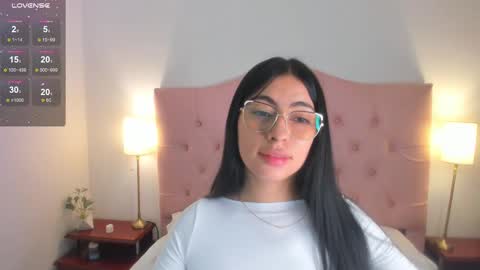laurenn_smitth online show from 02-10-25, 12:29