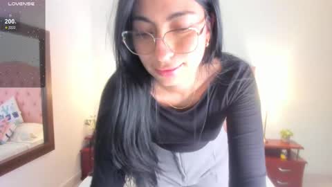 laurenn_smitth online show from 02-12-25, 06:40