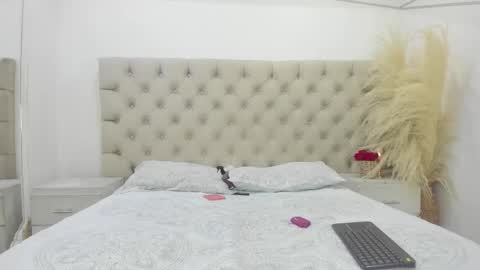 Lauren  online show from 03-14-26, 11:32