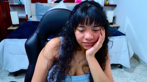 laurent online show from 10-24-25, 03:25