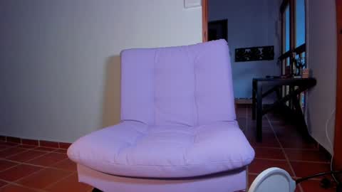 Lucie  online show from 01-30-25, 10:51