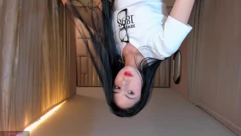 Lau  online show from 10-05-25, 11:46