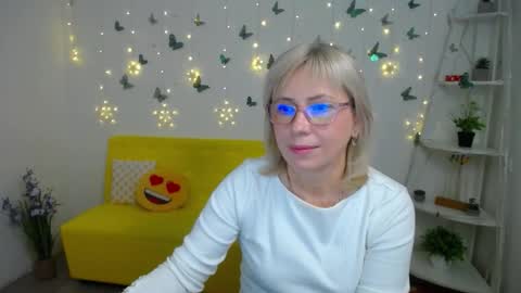 Lauren online show from 03-09-26, 06:06