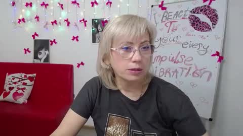 Lauren online show from 03-23-26, 06:17