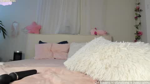 Lauren online show from 02-11-26, 08:03