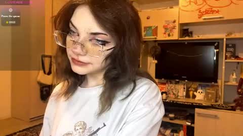 Eva online show from 07-04-26, 10:16