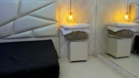 Laurent online show from 12-16-25, 11:26