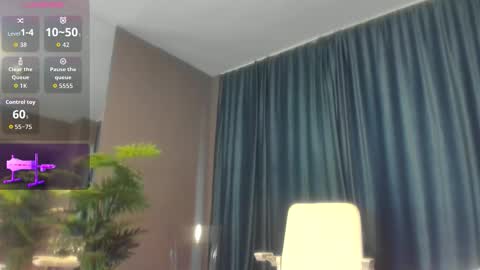 Laura online show from 02-01-26, 07:18