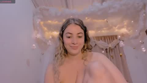 Snapshot of lauu_g chatting on 12-04-24, 06:44 Lauu G online show from 12-04-24, 06:44