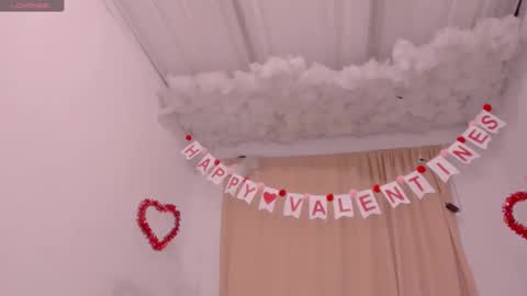 Snapshot of lauu_g chatting on 02-08-25, 06:54 Lauu G online show from 02-08-25, 06:54