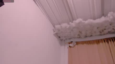 Snapshot of lauu_g chatting on 02-25-25, 03:09 Lauu G online show from 02-25-25, 03:09