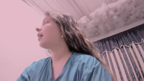 Snapshot of lauu_g chatting on 09-24-25, 10:07 Lauu G online show from 09-24-25, 10:07