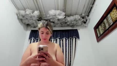 Lauu G online show from 03-27-26, 01:00