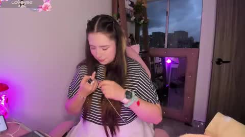          online show from 09-18-25, 10:56