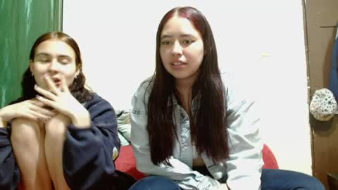 lauxury_d online show from 06-06-26, 03:44