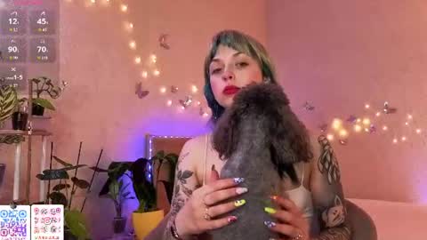 Snapshot of lavenderlav chatting on 06-22-26, 07:11 Melissa online show from 06-22-26, 07:11