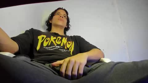 Snapshot of lax777_ chatting on 10-16-25, 01:17 ZAmbrano online show from 10-16-25, 01:17