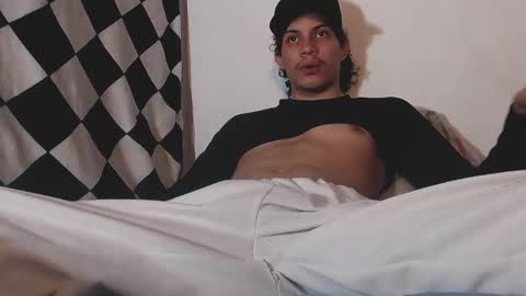 ZAmbrano online show from 05-09-26, 03:56