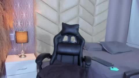 Snapshot of layadoll chatting on 11-12-25, 01:06 laya online show from 11-12-25, 01:06