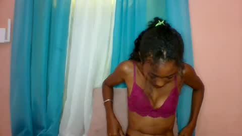 Snapshot of layannek chatting on 06-22-26, 05:37 layannek online show from 06-22-26, 05:37