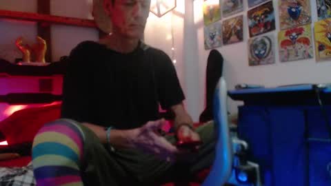 Snapshot of laye19 chatting on 02-12-25, 05:47 Laye19 online show from 02-12-25, 05:47