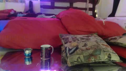 Snapshot of laye19 chatting on 03-02-25, 03:37 Laye19 online show from 03-02-25, 03:37