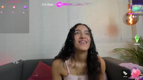 Layla online show from 01-14-25, 12:11