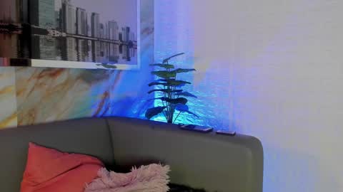 Layla online show from 03-07-25, 03:40