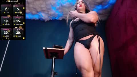 Snapshot of layla_dominac chatting on 10-12-25, 12:26 Layla help me with your thumbs up its important online show from 10-12-25, 12:26