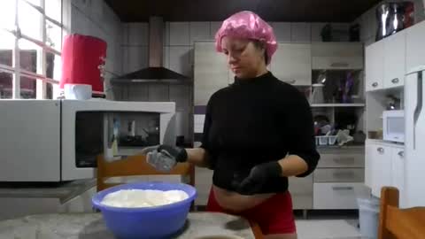 Snapshot of laylabrasil chatting on 07-01-26, 05:12 kelly online show from 07-01-26, 05:12
