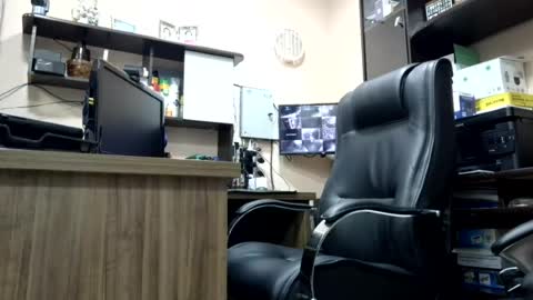 Snapshot of laylabrasil chatting on 07-07-26, 10:03 kelly online show from 07-07-26, 10:03