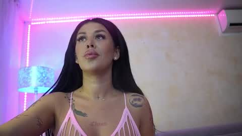 laylacruz online show from 02-18-26, 07:15