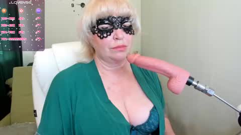 Snapshot of laylalaylamilf chatting on 07-16-26, 06:19 laylalaylamilf online show from 07-16-26, 06:19