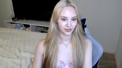 Snapshot of laylapretty001 chatting on 07-01-26, 04:25 LaylaPretty001 online show from 07-01-26, 04:25