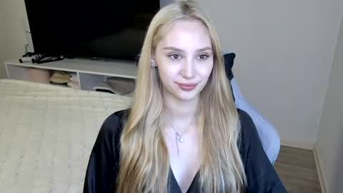 Snapshot of laylapretty001 chatting on 07-07-26, 04:15 LaylaPretty001 online show from 07-07-26, 04:15