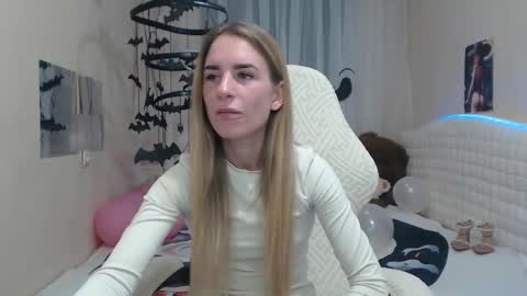 laymablast online show from 10-17-25, 06:05