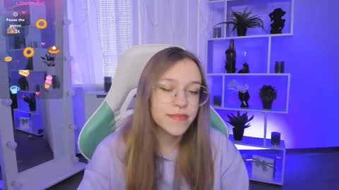 layriantavee online show from 03-25-26, 06:52