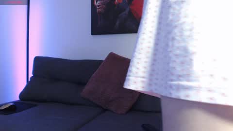 Snapshot of lazar_angels chatting on 12-15-24, 08:41 Laz online show from 12-15-24, 08:41