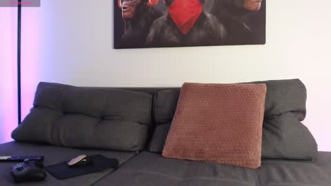 Snapshot of lazar_angels chatting on 12-26-24, 08:07 Laz online show from 12-26-24, 08:07