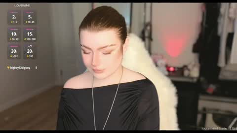 Snapshot of lazylizy chatting on 05-17-26, 09:38 lazy girl Lizzy online show from 05-17-26, 09:38