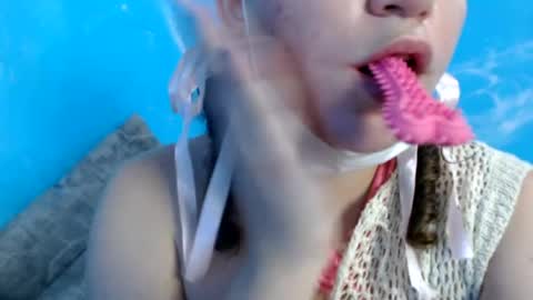lazzy4ngel online show from 07-04-26, 02:40