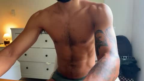 Snapshot of lcscerq chatting on 11-21-25, 11:31 lcscerq online show from 11-21-25, 11:31