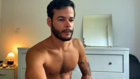 Snapshot of lcscerq chatting on 11-22-25, 02:05 lcscerq online show from 11-22-25, 02:05