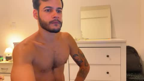 Snapshot of lcscerq chatting on 11-23-25, 02:11 lcscerq online show from 11-23-25, 02:11