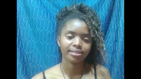 lea96546 online show from 09-19-25, 05:46