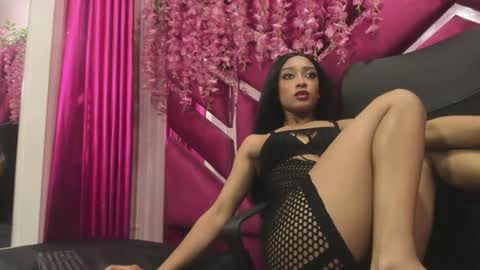 Snapshot of lea_sweetly chatting on 09-13-25, 01:55 lea sewwtly online show from 09-13-25, 01:55