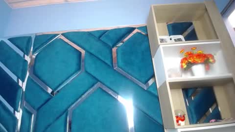 Snapshot of lea_sweetly chatting on 09-20-25, 01:23 lea sewwtly online show from 09-20-25, 01:23