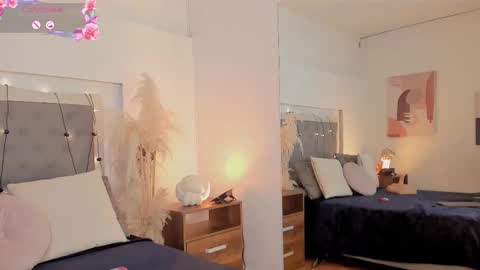 lea_walkerr online show from 02-04-26, 07:53