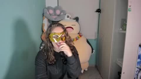 Snapshot of leah_sm chatting on 02-24-26, 02:09 Laura online show from 02-24-26, 02:09